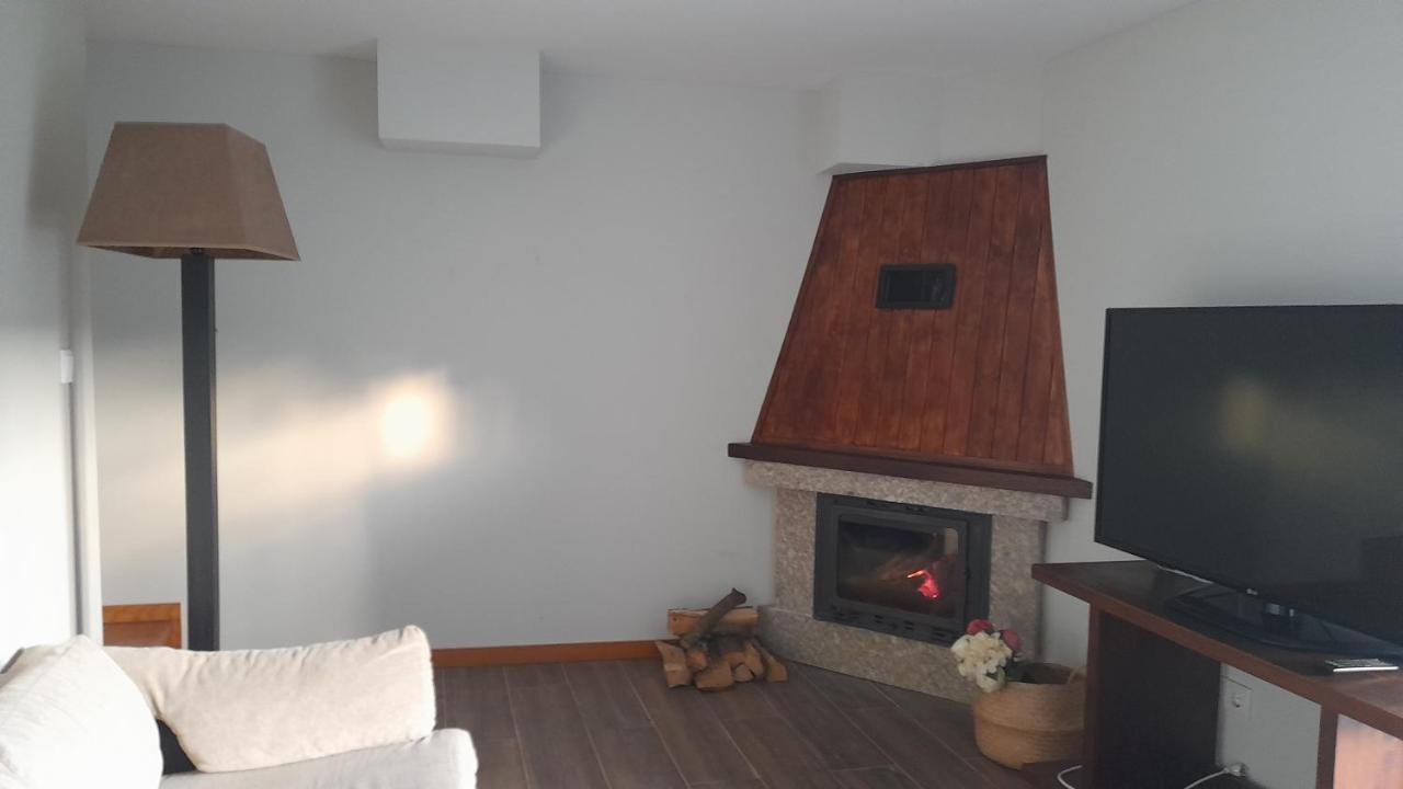 הוילה Cela  Casa Velha De Ponta Soto מראה חיצוני תמונה