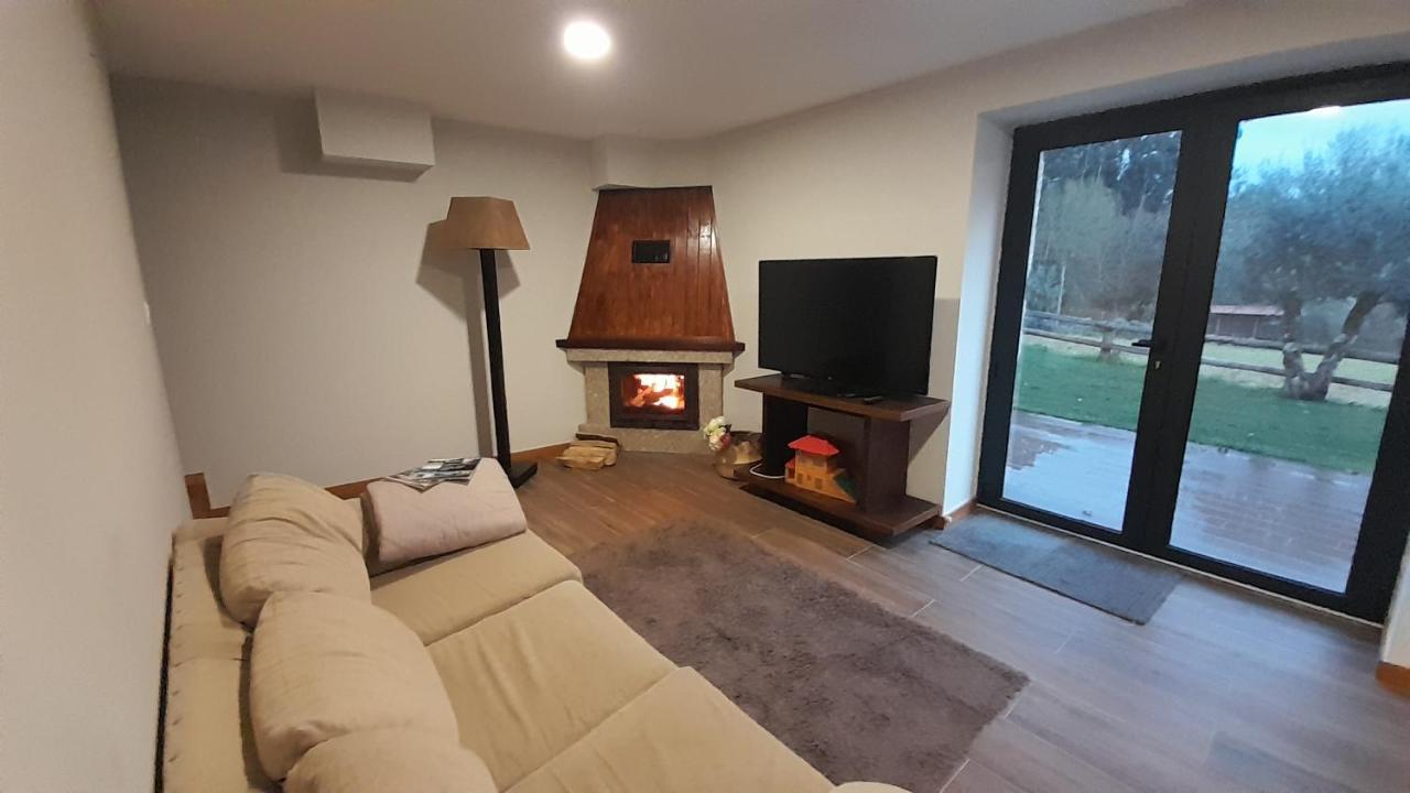 הוילה Cela  Casa Velha De Ponta Soto מראה חיצוני תמונה